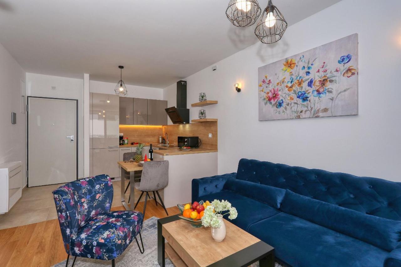 Apartments Luna With Free Parking Задар Экстерьер фото