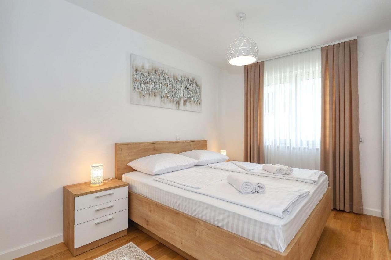 Apartments Luna With Free Parking Задар Экстерьер фото