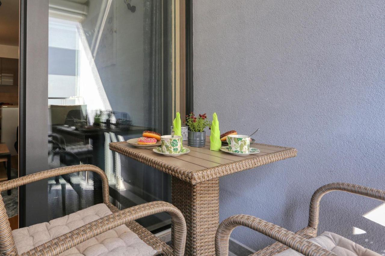 Apartments Luna With Free Parking Задар Экстерьер фото